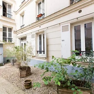 Bed and breakfast Coup De Coeur A Montmartre, París